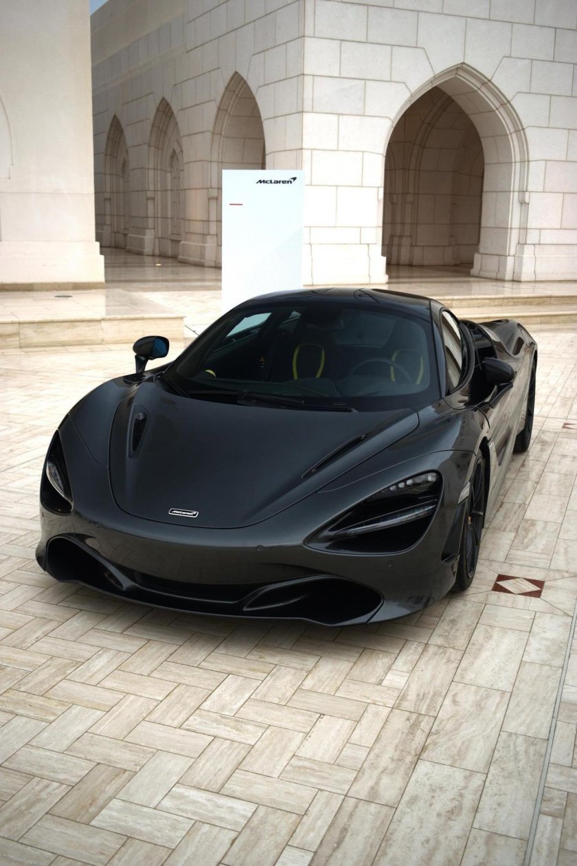 Макларен 720s