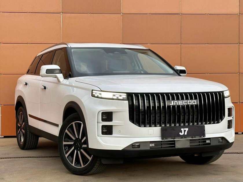 Китаец j7 джип