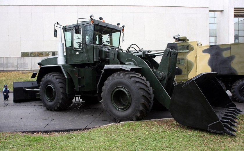 Трактор Кировец Удм к-702