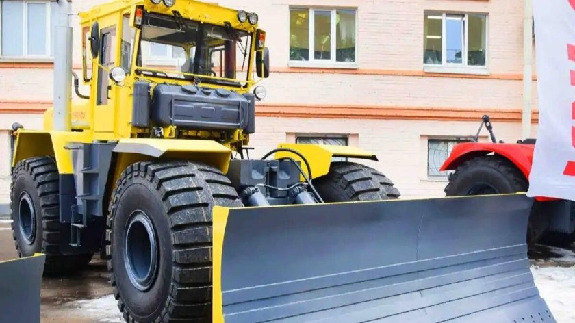 Бульдозер колесный универсальный к-702мба-01-БКУ