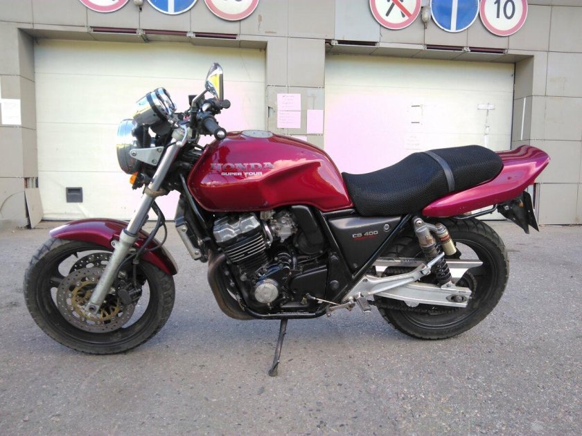 Honda CB 400 super four, 1993
