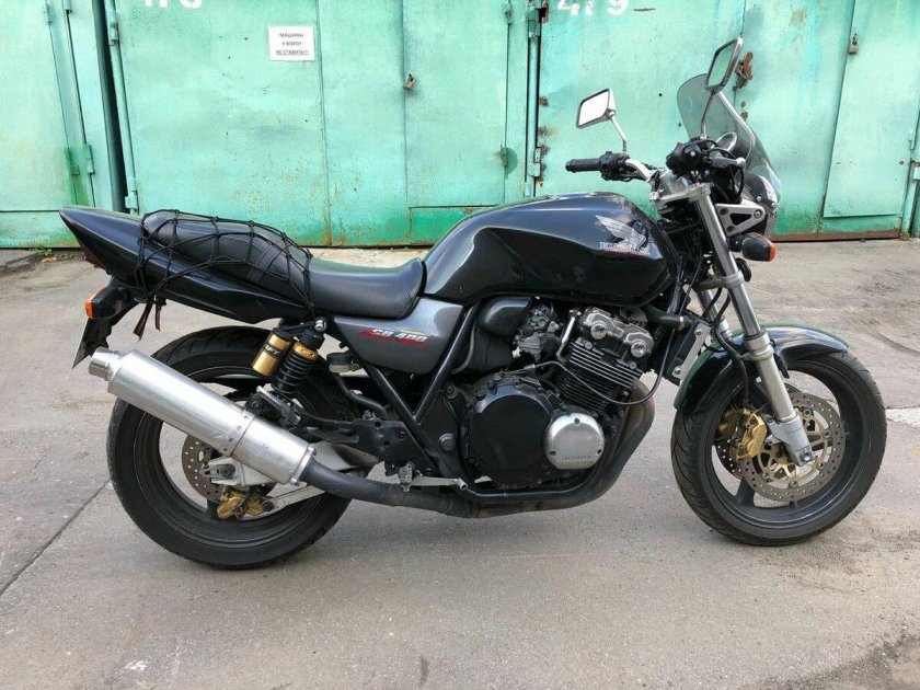 Honda CB 400 2001