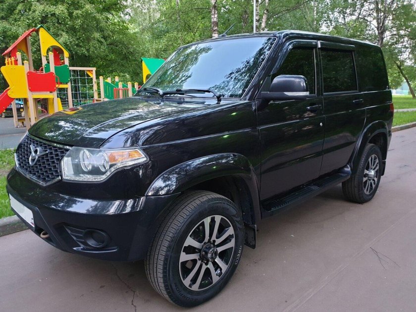 УАЗ Патриот 2021 черный