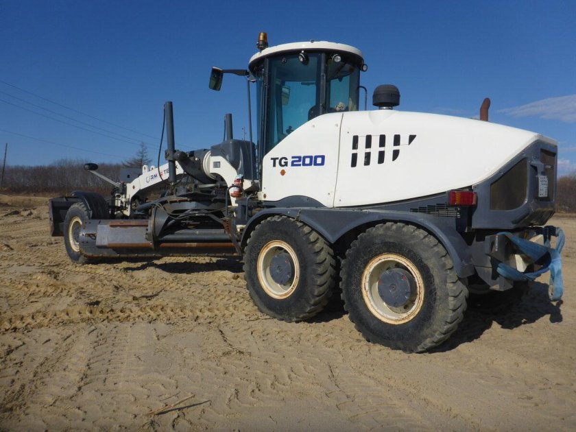 Автогрейдер терекс tg200