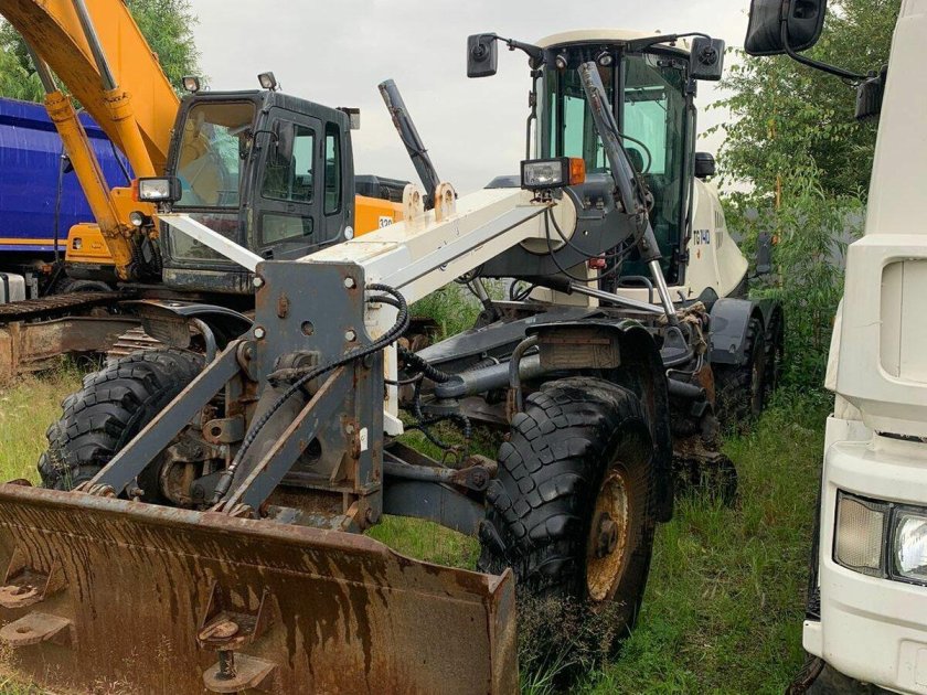 Автогрейдер гс 14 02