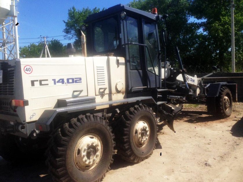 Автогрейдер гс 14 02