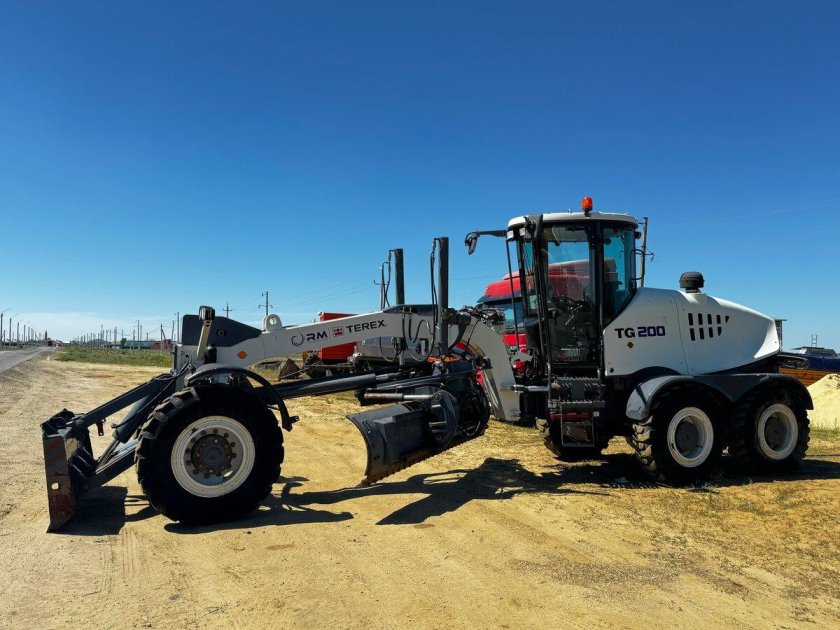 Автогрейдер rm terex tg
