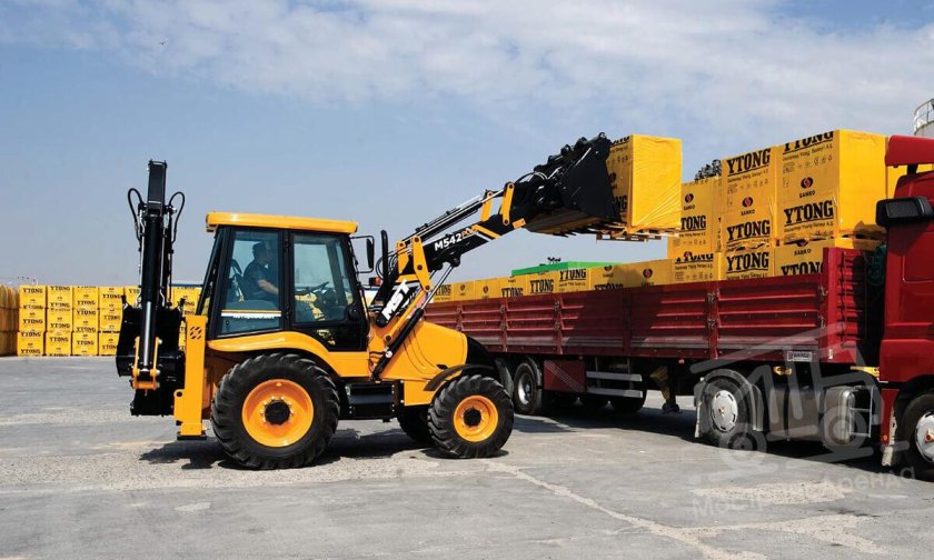 Погрузчик MST m542