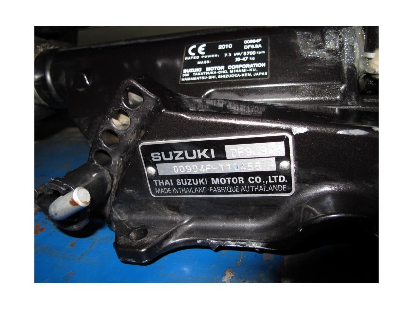 Сузуки 9,9 табличка вин