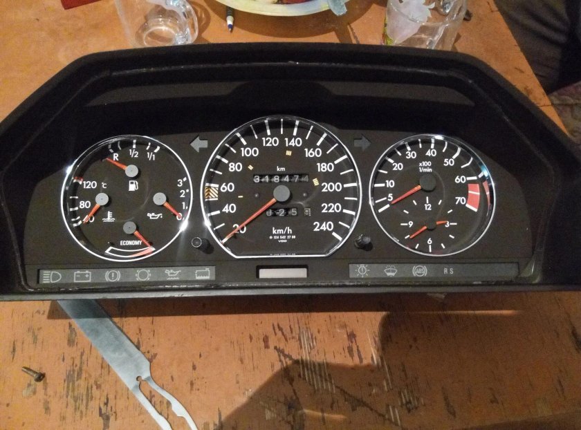 Приборная панель мерседес