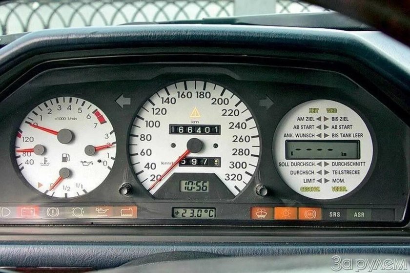 Приборная панель Mercedes w124