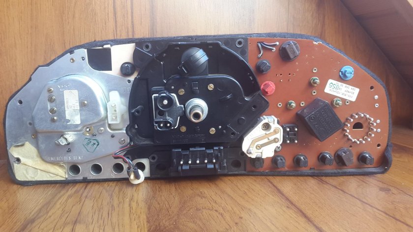 Приборная панель w124 дизель