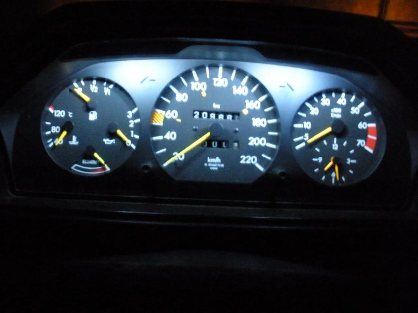 Лампочки приборной панели Мерседес 124