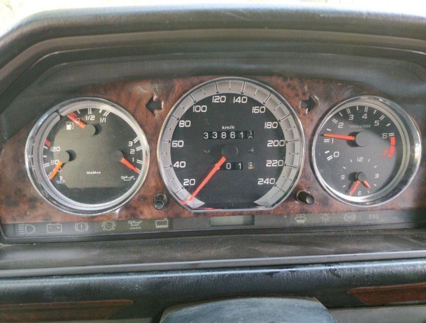 Приборная панель Мерседес 123