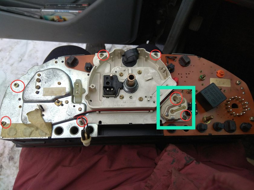 Подсветка приборной панели на Мерседес w124