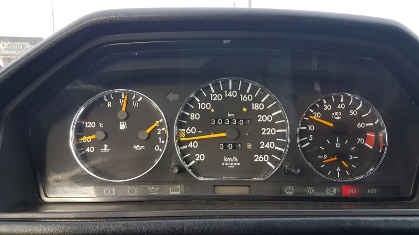 Спидометр Мерседес 124