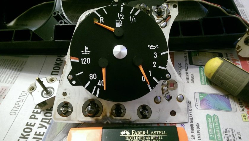 W124 приборная панель разъемы