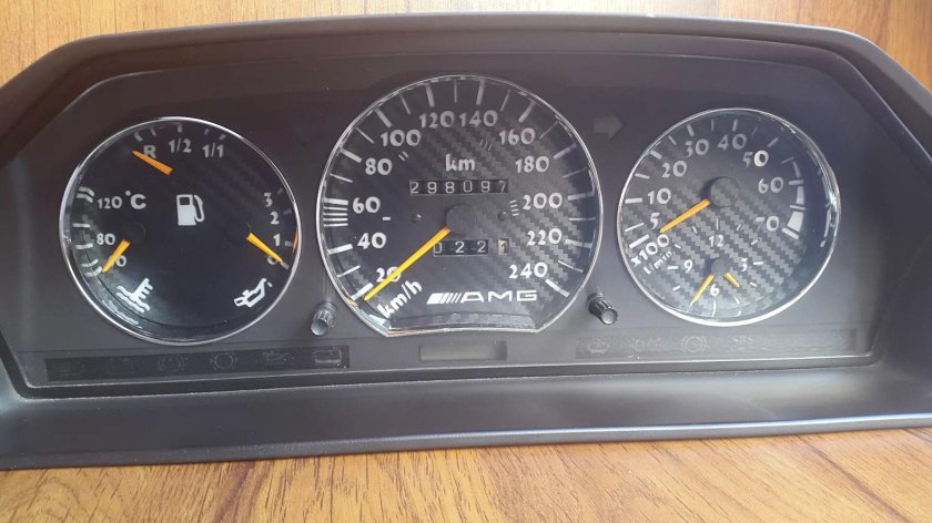 Спидометр Мерседес 124