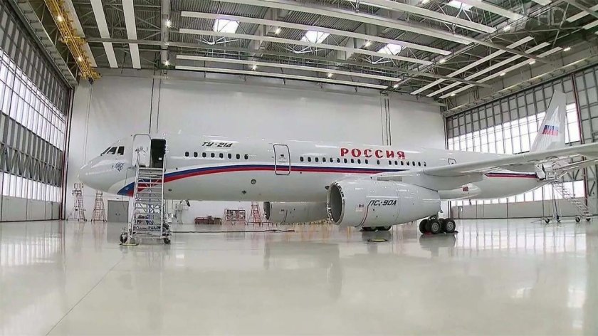 Ту-214 пассажирский самолёт