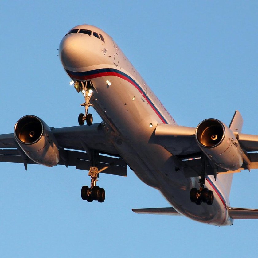 Ту 214 пассажирский самолёт