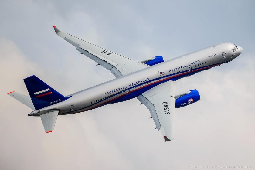 Ту-214 пассажирский самолёт