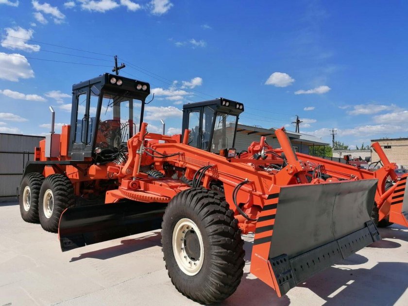 Автогрейдер ДЗ-98
