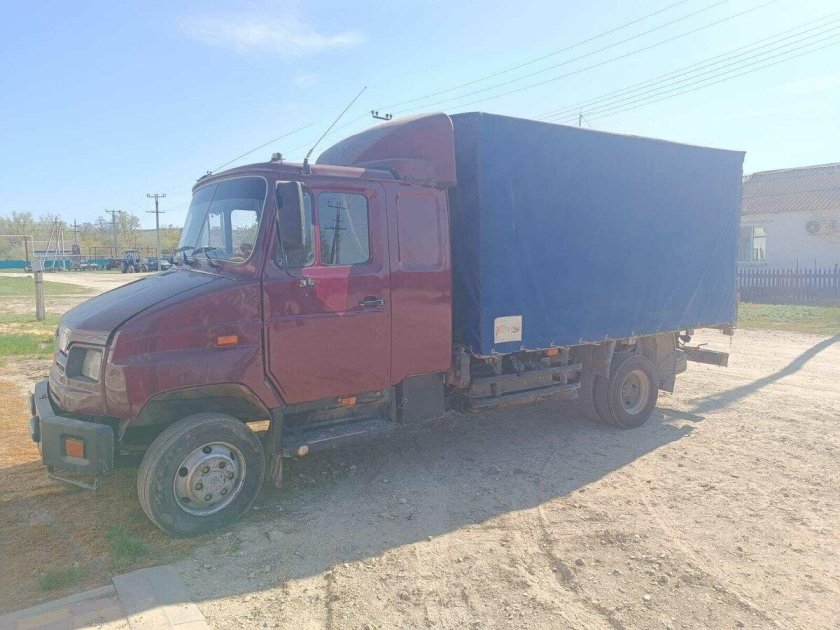 Грузовик зил 5301 бычок