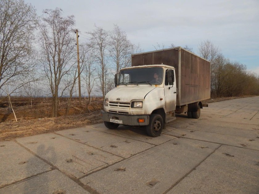 ЗИЛ 5301 бычок цельнометаллический фургон