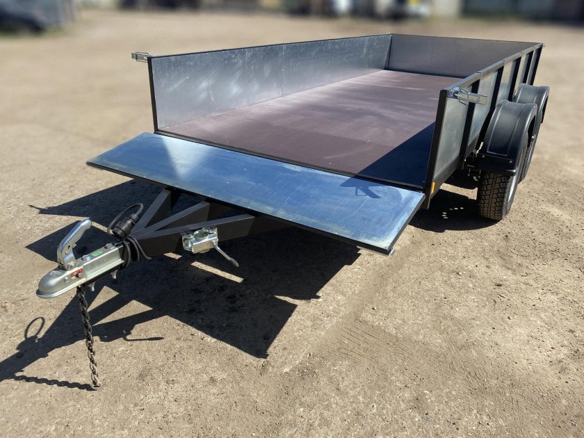 УЗМК 718422 прицеп