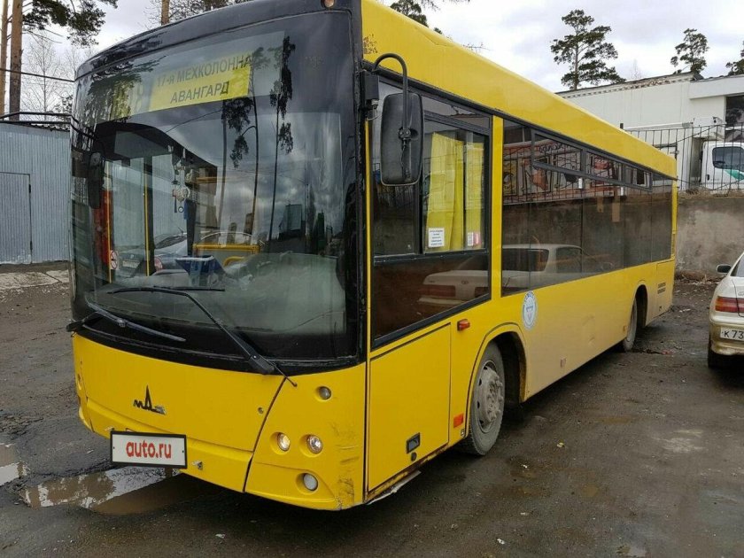 Маз 206 жёлтый