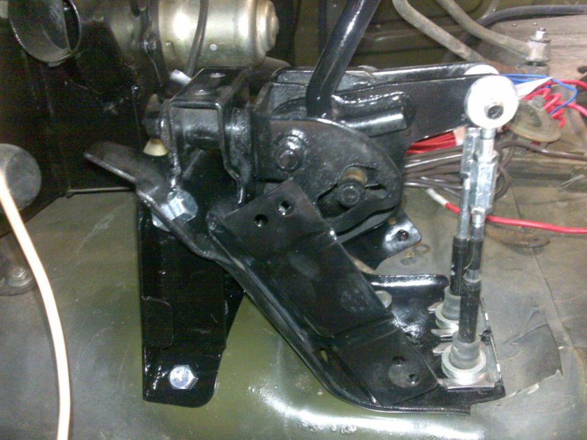 Тросовый привод КПП УАЗ 452