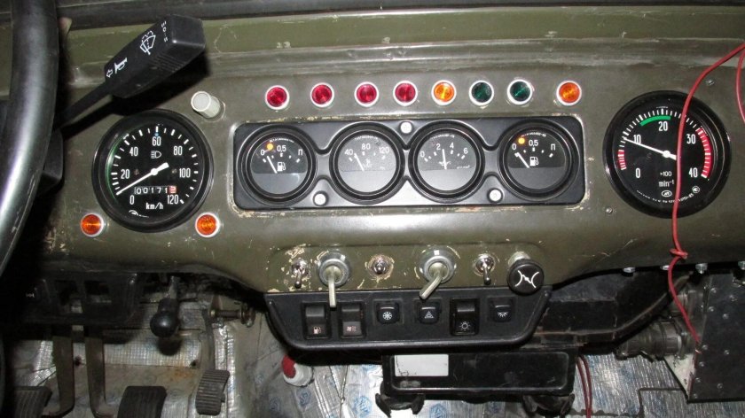 Приборная панель УАЗ 3151