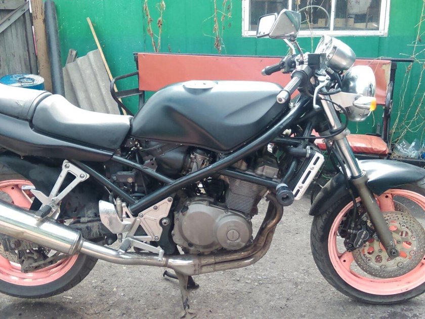 Suzuki Bandit 400 1998