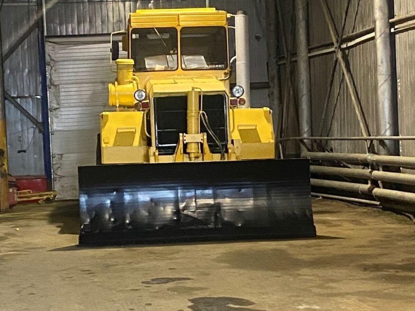 Отвал на кировец к 700