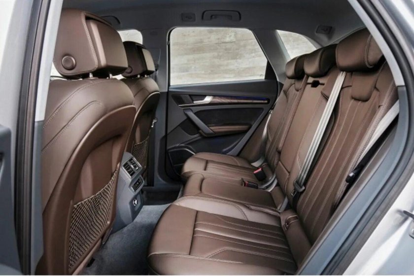 Audi q5 задний ряд