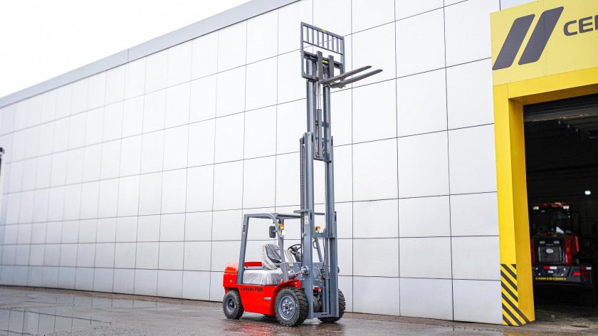 Дизельный погрузчик hangcha cpcd25-ag2