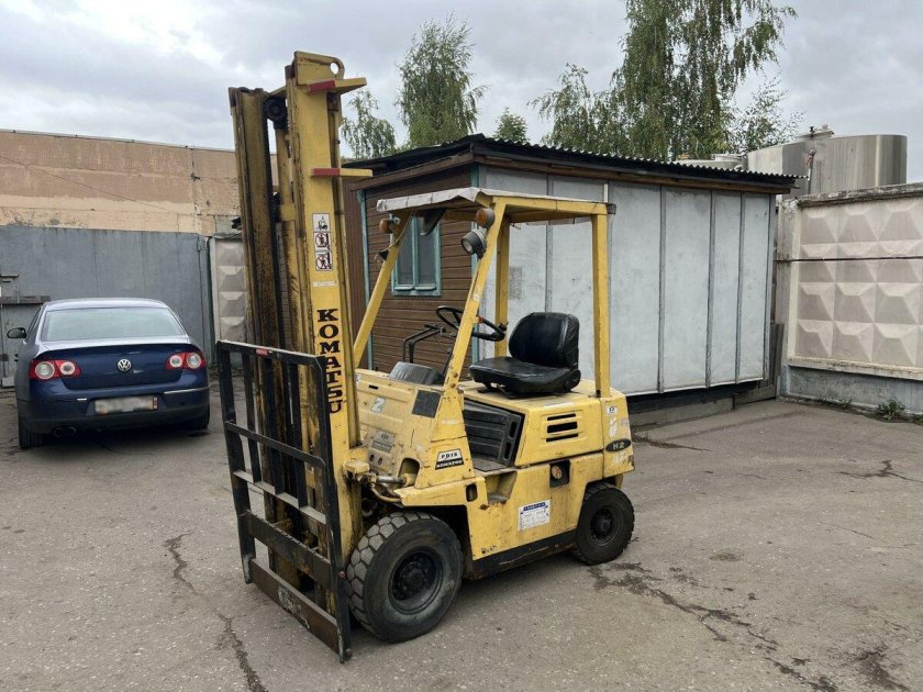 Komatsu погрузчик fd15