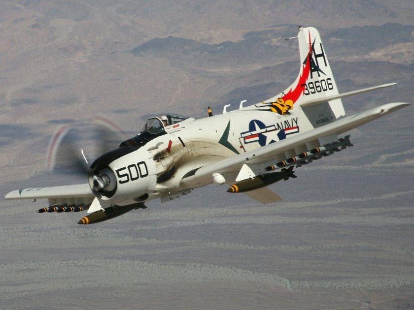 Douglas a-1h Skyraider