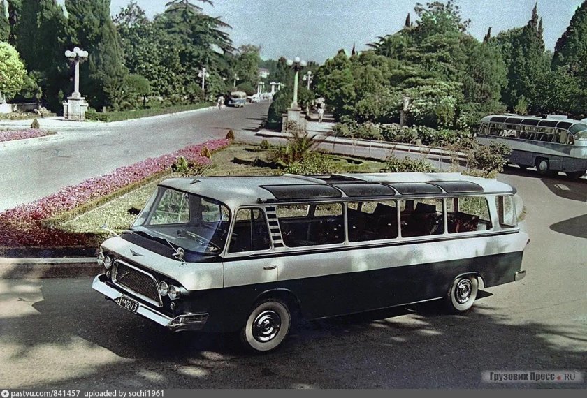 Автобус Юность ЗИЛ 118