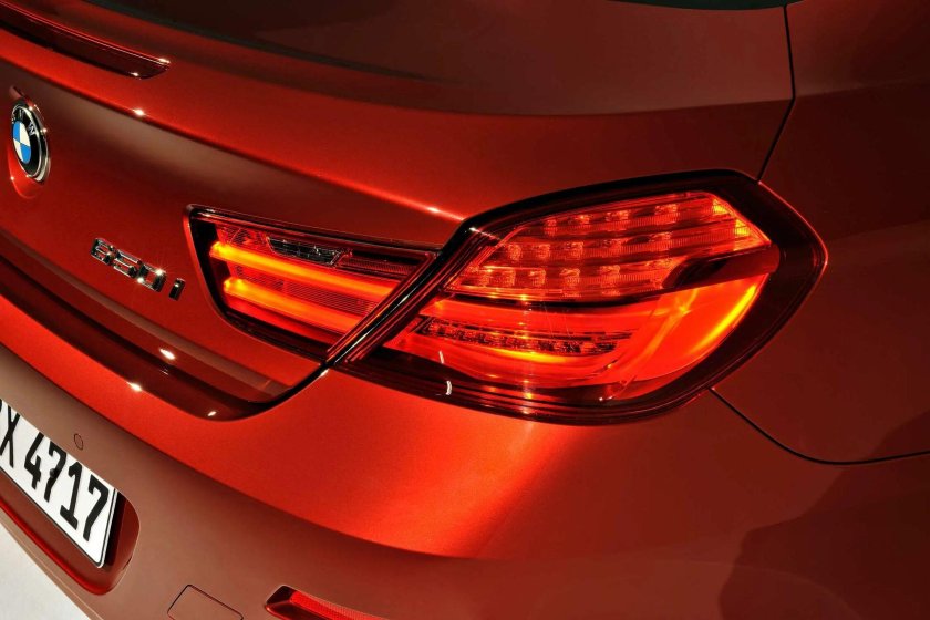 Новые задние фары БМВ