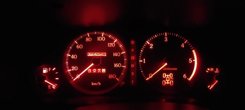 Приборная панель ниссан