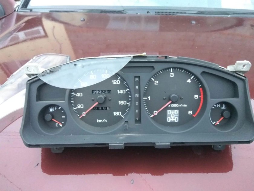 Приборная панель Ниссан Террано 2
