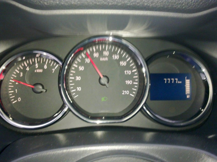 Панель приборов Nissan Terrano 3