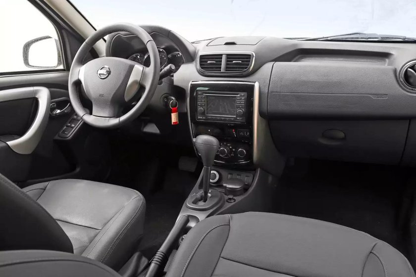 Nissan Terrano 2016 салон