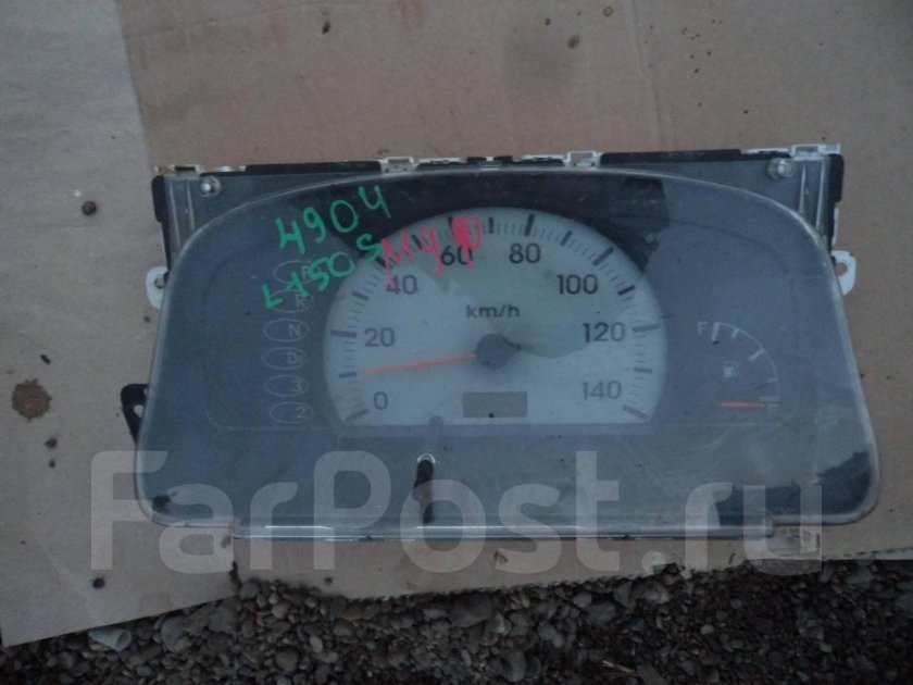 Toyota Spacio 1997 приборная панель