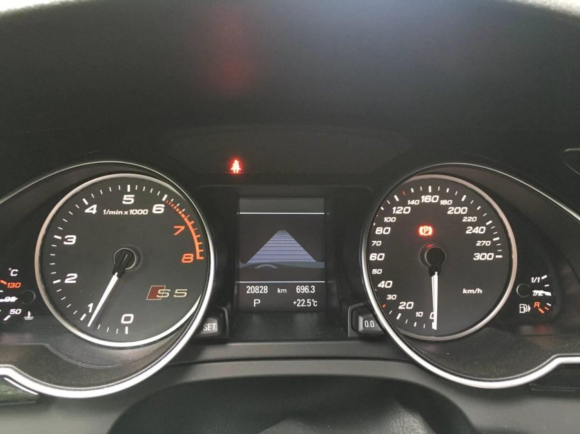 Audi a5 приборная панель