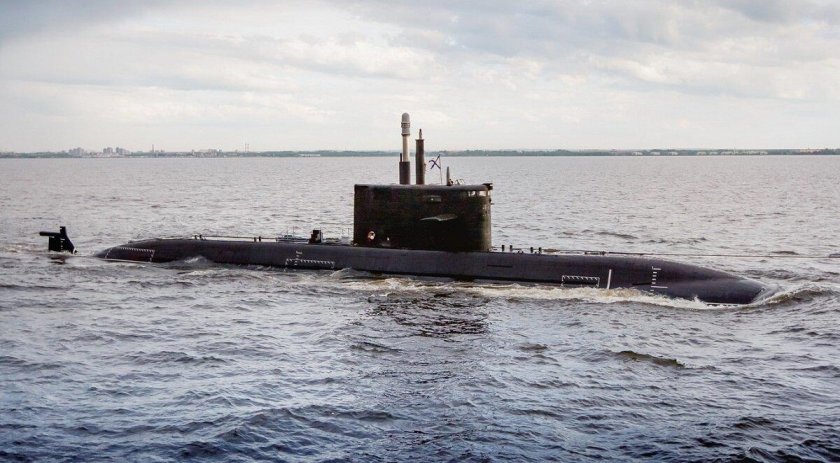 Подводная лодка "Кронштадт" проекта 677 "Лада"
