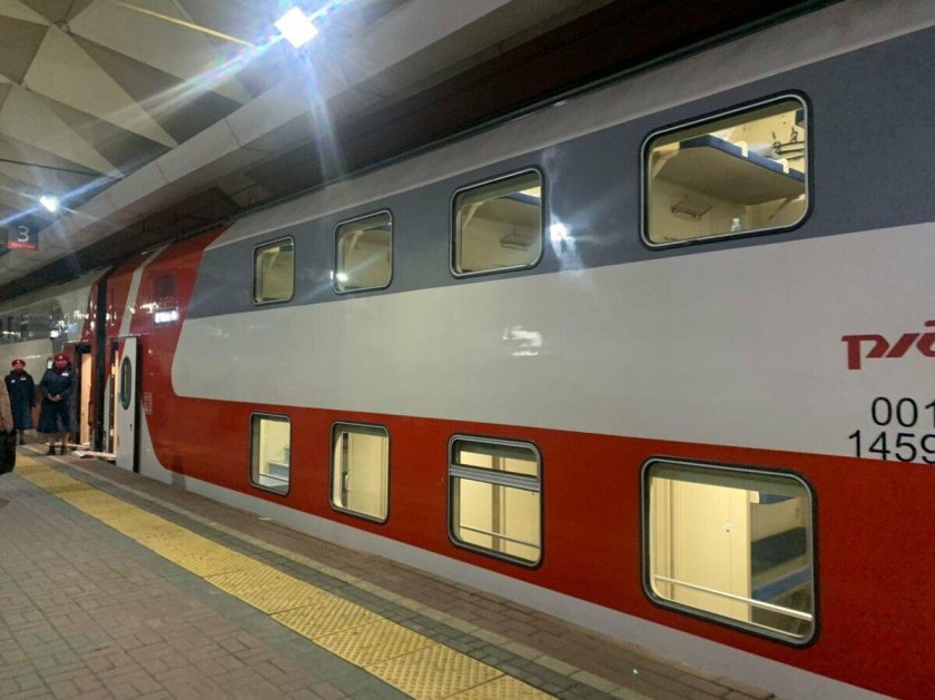 Поезд Карелия двухэтажный