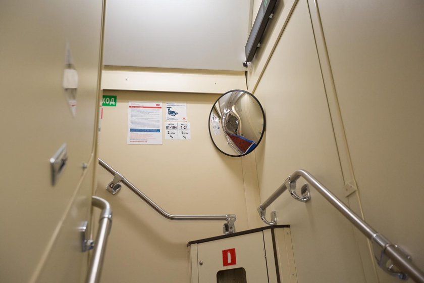 Поезд 018а Карелия двухэтажный