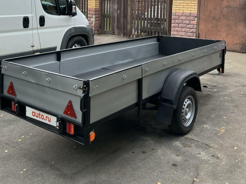 Прицеп к легковому автомобилю